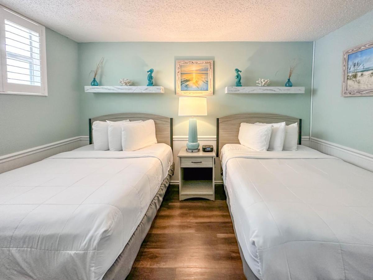 Thunderbird Beach Resort Treasure Island Exterior foto